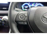 ステアリングスイッチ搭載!ハンドルから手を離さなくても、手元のスイッチで音量調節などが出来ます。運転席に視線をそらさなくても操作が出来て安全です!