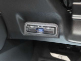 今の時代には必需品とも言えるETC。搭載車しか入れないスマートICも使えます。スムーズに、そして気軽に高速道路が使えますよ!ETC割も見逃せません!