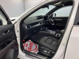 パワーウィンドウのスイッチですよ。運転席に居ながら窓を開け閉めのコントロールできます。