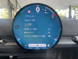 ミラーの開閉は自動で扉の開閉が可能です