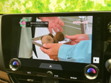 停車時にTV視聴が可能。移動時間を有効活用し、旅路をより豊かな時間に変えてくれます。お子様連れのご家族にもおすすめです。