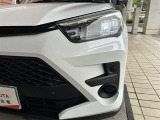 LEDヘッドライトです。デザイン性がよくとても明るいので、夜間の走行や悪天候でも安心です。しかも長寿命!