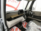 全国販売納車承ります。北は北海道から南は沖縄まで、ご自宅までお車をお届け致します。遠方にお住まいの方もお気軽にお問い合わせください。