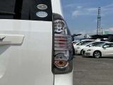 展示車輛以外にも各支店の在庫がご覧にいただけます!国産の軽自動車や普通車、バンなどをメインに取り扱っております!