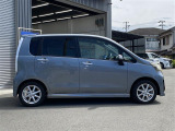 当店のお車をご覧いただきましてありがとうございます。お車についてのご質問やお見積りのご依頼、ご購入にあたってのご相談などは無料電話(0078-6002-312860)にお気軽にお問い合わせ下さい!