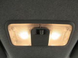 ご来店の際は「お電話」または「来店予約」ボタンよりご予約をいれていただければ、待ち時間なくスムーズにご案内できますのでおススメです。