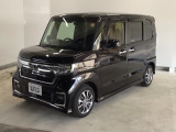 豊富に在庫を取り揃えています!軽自動車からミニバン、セダン、SUV、話題のハイブリッド車など続々入荷しております!