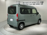 専門業者にて内外装のクリーニングを実施しております!