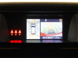 バックモニター&パノラミックビューで車庫入れや駐車もラクラク♪※あくまでも補助的な装置なので目視確認もお忘れなく!