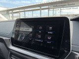 Volkswagen純正のナビゲーションです!少ない動作で必要な情報をご確認可能です!スマートフォンとも連携可能です!