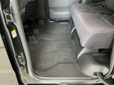 足元は広々♪しっかり内装ルームクリーニングを実施しています。車に自信があるからこそ、是非一度ご来店頂き見てもらえると幸いです。