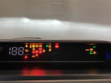 とっても見やすいメーターです。夜間時はラグジュアリーな気分にさせてくれる照明が魅力ですので、夜のドライブも楽しみになりますよ♪