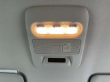 SOSコールスイッチです。NissanConnectにご加入していただくとご利用いただけます。