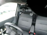 純正前方+車内ドライブレコーダー!映像は、Wi-Fi接続で、スマートフォンに映し出すことができるので、その場で確認が出来ます!