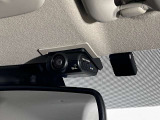 日産オリジナルドライブレコーダー(フロント+車室内)がついており、ナビ画面で確認することができます。