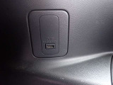 国の指定を受けた自社工場で、整備士が車検と点検整備を行っております。裕も充分!
