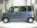 整備代金を車両本体価格に含んでおります。法定点検整備または定期点検を実施し、点検記録簿を発行致します。