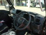 小回りも効いて運転しやすいです。