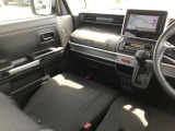 広々とした視界で運転も快適。
