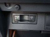 認定中古車保証1年間距離無制限の保証とロードアシスタンスサービスが全車に付帯されています。また、1年間または2年間の延長保証(有償)もご利用いただけます。