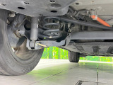 お車を安心してお乗りいただく為には、足回りの定期点検が欠かせません。サービスサポート(有償保証)では無料点検もご提供しており、安心のカーライフをお過ごしいただけるサポート体制が整っています。
