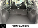 後部座席を倒すとたくさんの荷物が詰め込めます!