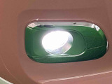悪天候時に視界確保するLEDフォグランプが標準装備 !(^^)!