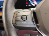 【アクティブクルーズコントロール】任意に設定した速度をベースに先行車との車間距離を維持しながら自動で加減速を行い、高速走行をサポート。車両停止や再加速も自動で行う為、渋滞時の運転負荷を軽減します☆