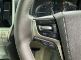 ステアリングスイッチ装備!運転しながら手元でオーディオの操作などができます。