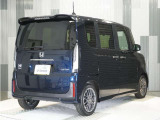 車両本体価格以外に必要な諸費用を含めたお支払総額を表示しています。車両本体価格は安いけれど諸費用が高い!!なんてことにならないよう購入に必要な金額=総額をご確認ください。