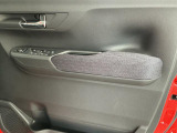 【現車確認及び来店納車のお願い】この対応は、メール等での車両状態のイメージの食い違いや、輸送中の傷でお客様にご迷惑をお掛けしない為の措置ですので、ご理解頂きますようお願い申し上げます。