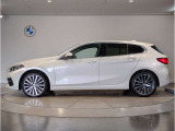 【BMWの伝統】時代を超える美しさ。磨き抜かれたエアロダイナミクスが瞳を奪う。一目で伝わるスポーティーなプロポーションは、BMWの走行性能を生み出すのに欠かせない要因の一つです。