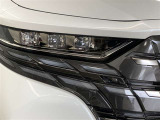 明るく省電力なLEDヘッドライト、印象的なデザインが輝きを放ちます。