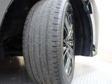 タイヤサイズは225/55R19となっております♪