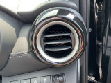 運転席側のベンチレターダクトです。