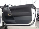 (運転席)ドアパネルにもアンビエントライトが装備されています!