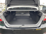 【ラゲッジスペース】リアシートを倒せばこの大容量!!ダンボールなどの大きい荷物も釣り具などの長尺物まで様々載せられそうです!!