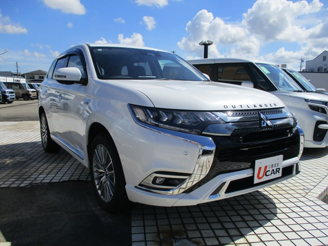 アウトランダーPHEV 2.4 G 4WD 