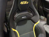 視野角の広い鮮明な画像で駐車をサポートしてくれる、パーキングアシストリアビューカメラがあるので、狭い場所での駐車も楽々!