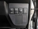 衝突被害軽減ブレーキ&横滑り防止装置で安全運転のサポートをしてくれます※あくまでも補助的な装置なので安全運転を心がけましょう。