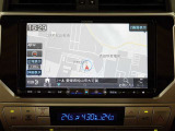 アルパイン製ナビを装備。タッチパネル式で使いやすく、お出かけもラクラクです。
