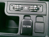運転席&助手席シートヒーター/シートベンチレーション装備。 寒い日にはぬくもりを伝え、暑い日には冷涼感をもたらしてくれます。より快適な運転を(^O^)/