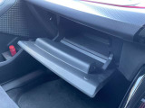 認定中古車は一定の水準をクリアした良質車両で御座います♪内外装はキレイであるのはもちろん、保証もバッチリご安心下さい。
