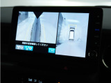 ◆マルチビューカメラシステム◆運転席から見づらい前後左右を、ナビ画面の映像で確認。見通しの悪い交差点や狭い道でのすれ違い、駐車などをサポートします。