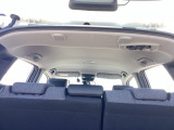 自社整備工場で点検整備をおこなってからお渡ししています。車検が残っている場合は『12ヶ月点検整備』を、車検整備付きの場合は『車検整備』をおこないます。整備費用は車両本体価格に含まれています。