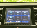 使いやすいインターフェースで、スムーズな操作が可能です。安全運転をサポートし、快適なドライブを演出します。