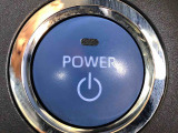 エンジンスタートはプッシュボタン(ON/OFF)を押すだけでOK!