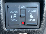 両側電動スライドドア装備!運転席からでもボタン一つで開閉可能です♪