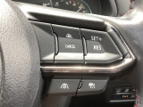 MRCC(マツダレーダークルーズコントロール)は先行車との車間を維持しながら追従走行を行い、長距離でのドライバー負担を軽減させてくれます。