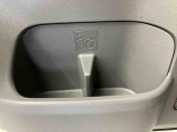 入口には除菌スプレーを設置しておりますので、ご自由にご利用ください。